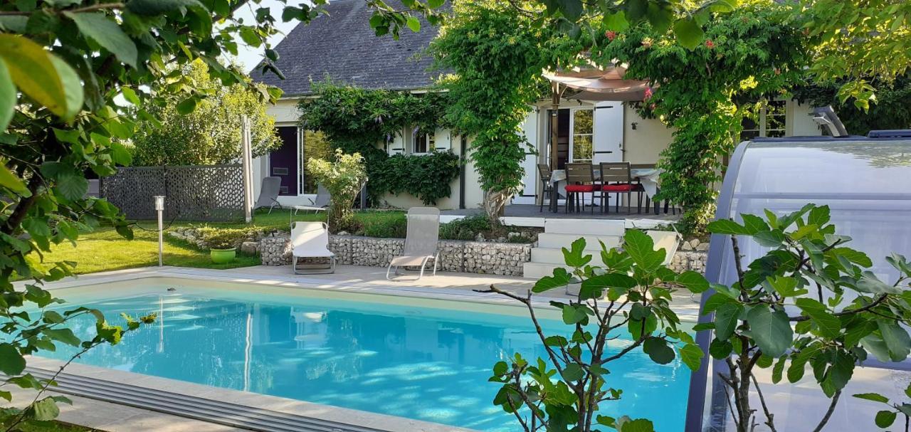 Au Coeur du Bien-Etre, chalet avec piscine chauffée et couverte, SPA, sauna, massages Monteaux Extérieur photo