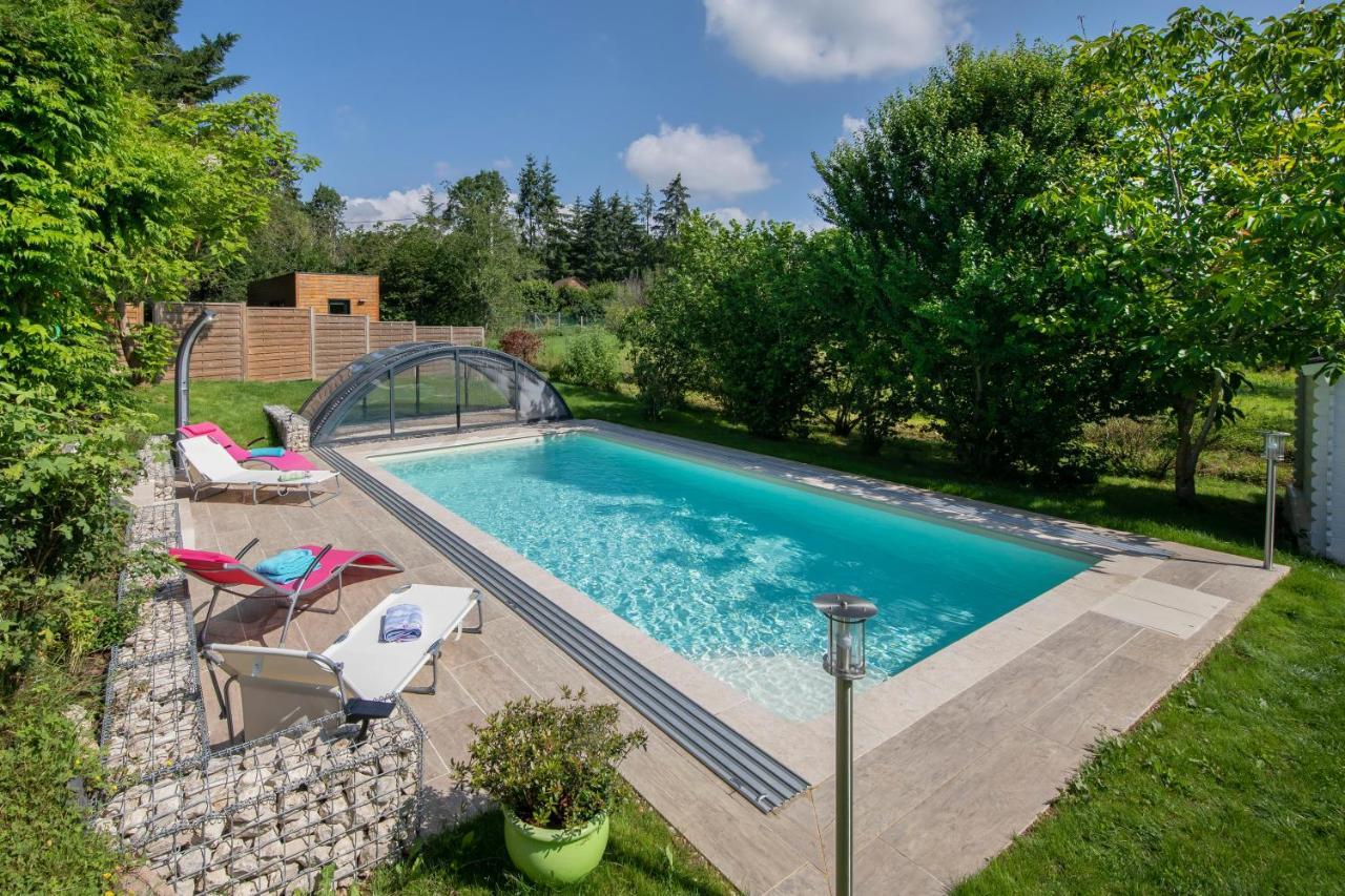 Au Coeur du Bien-Etre, chalet avec piscine chauffée et couverte, SPA, sauna, massages Monteaux Extérieur photo